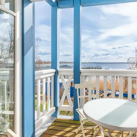 Helle Mit Salzhaffblick über 2 Ebenen *