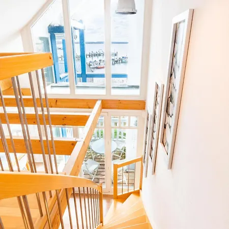 Helle Mit Salzhaffblick Ueber 2 Ebenen Apartmán