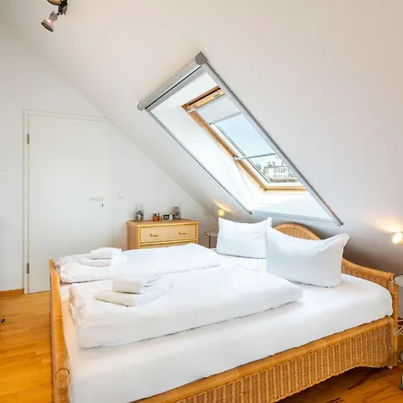 Helle Mit Salzhaffblick Ueber 2 Ebenen Apartmán *